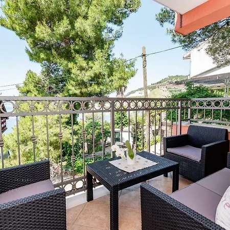 Marina Apartment *